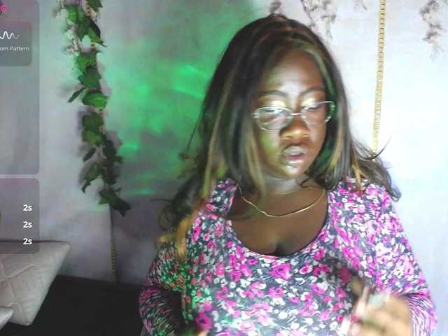 ROOSGONZALEX's BongaCams show and profile