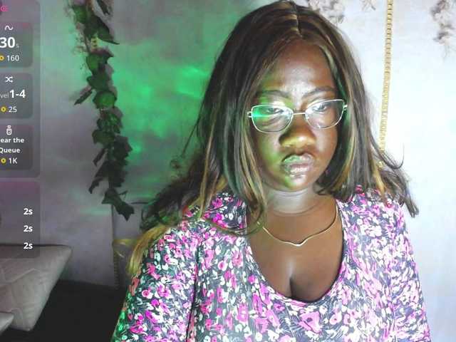 ROOSGONZALEX's BongaCams show and profile