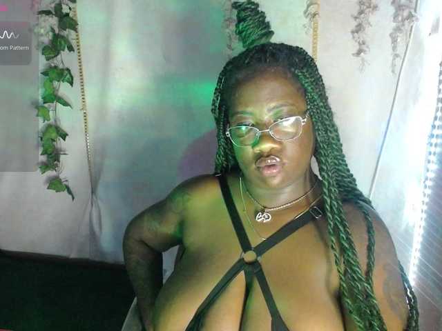 ROOSGONZALEX's BongaCams show and profile