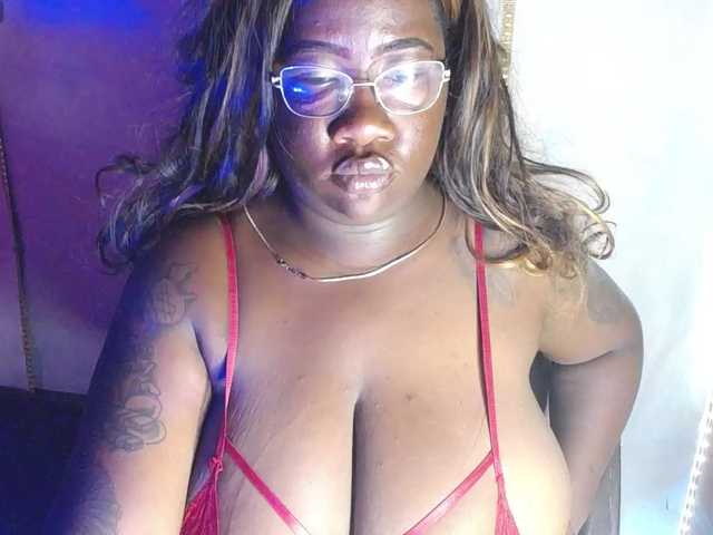 ROOSGONZALEX's BongaCams show and profile