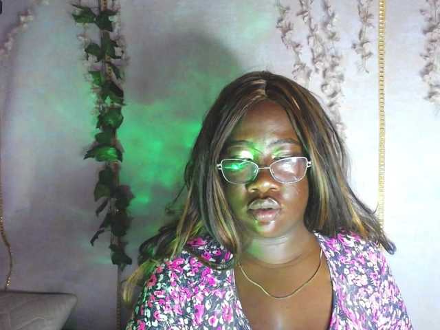 ROOSGONZALEX's BongaCams show and profile