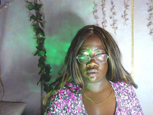 ROOSGONZALEX's BongaCams show and profile