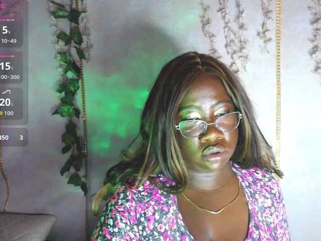 ROOSGONZALEX's BongaCams show and profile