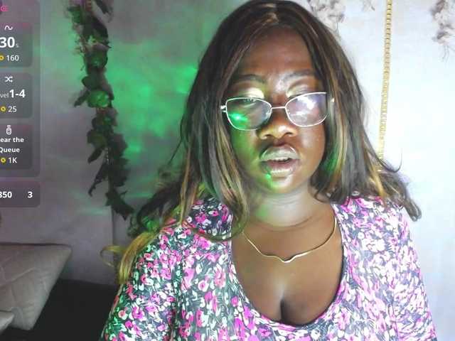 ROOSGONZALEX's BongaCams show and profile