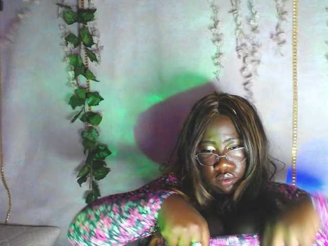 ROOSGONZALEX's BongaCams show and profile