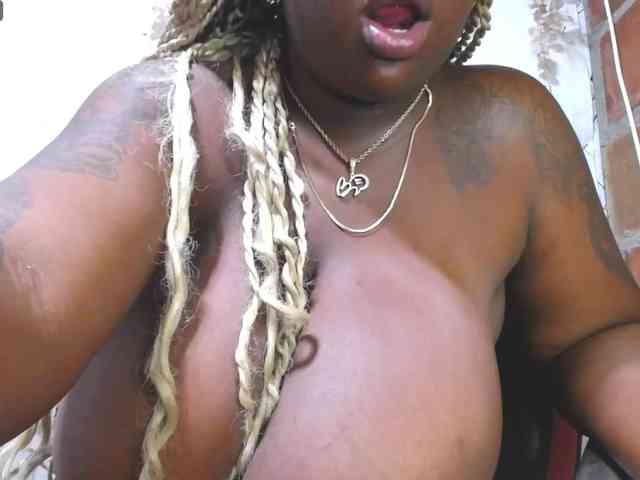 ROOSGONZALEX ROOSGONZALEX