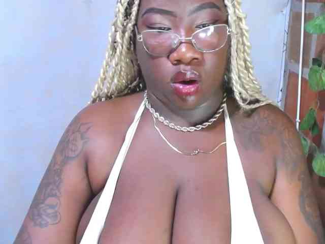 ROOSGONZALEX ROOSGONZALEX