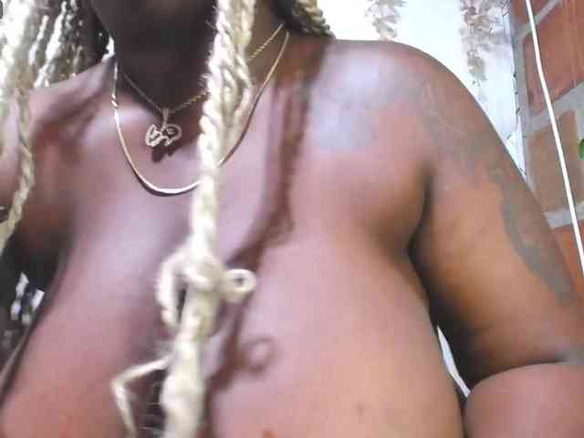 ROOSGONZALEX ROOSGONZALEX