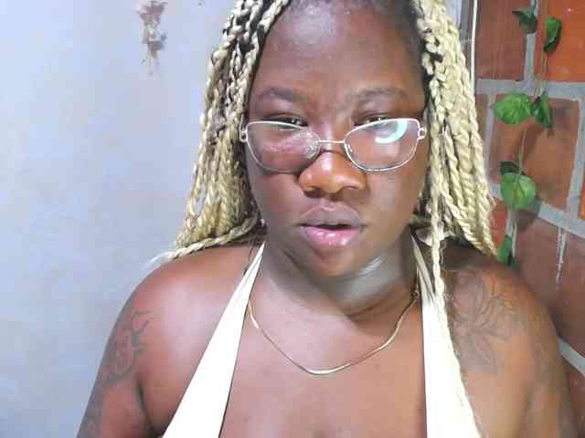 ROOSGONZALEX ROOSGONZALEX