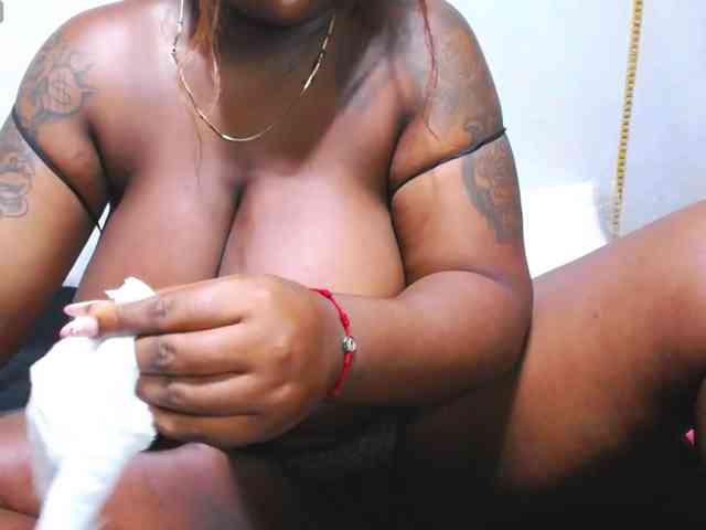 ROOSGONZALEX ROOSGONZALEX