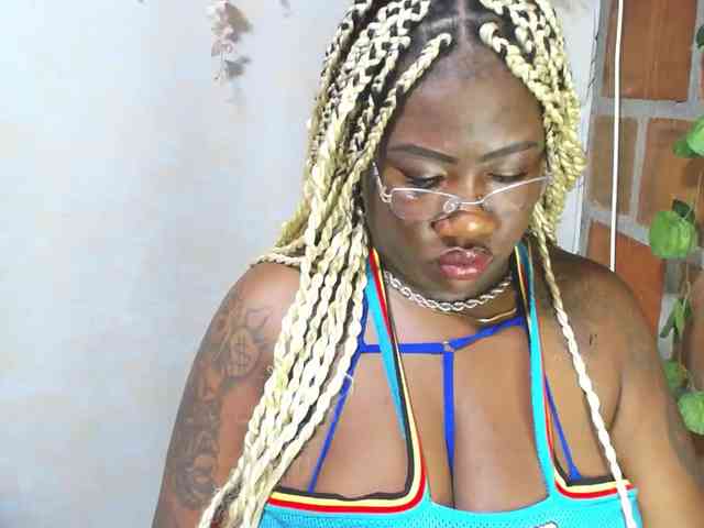 ROOSGONZALEX ROOSGONZALEX