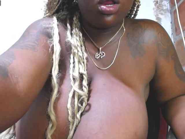 ROOSGONZALEX ROOSGONZALEX