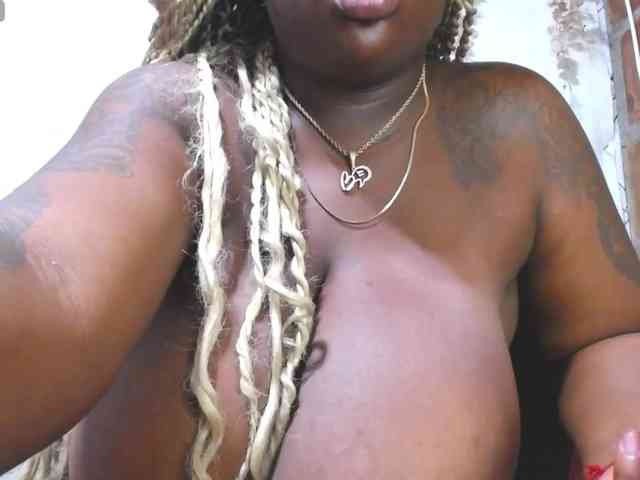 ROOSGONZALEX ROOSGONZALEX