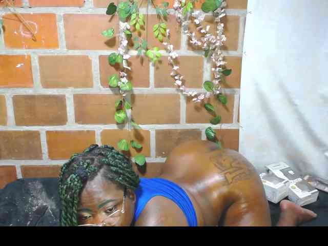 ROOSGONZALEX ROOSGONZALEX