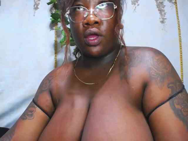 ROOSGONZALEX ROOSGONZALEX