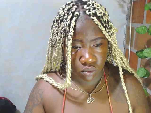 ROOSGONZALEX ROOSGONZALEX