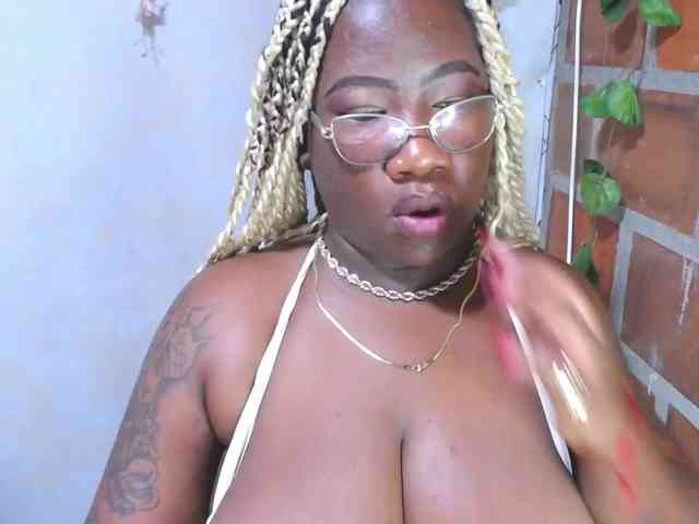 ROOSGONZALEX ROOSGONZALEX