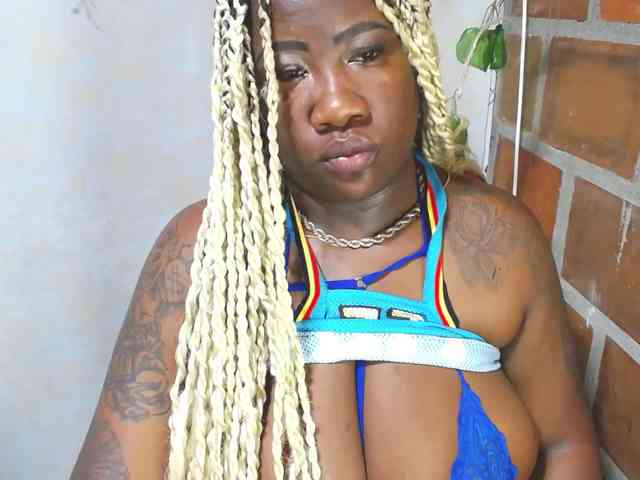 ROOSGONZALEX ROOSGONZALEX