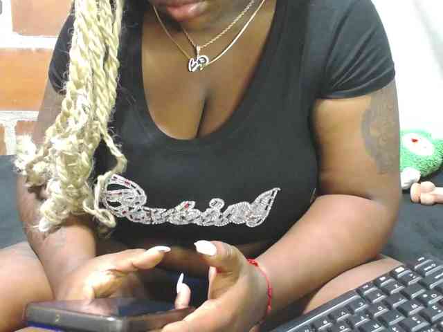 ROOSGONZALEX ROOSGONZALEX