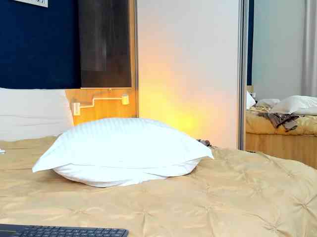 AllisonAlly webcam