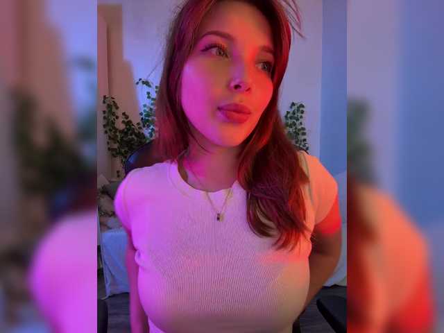 mispopi's BongaCams show and profile