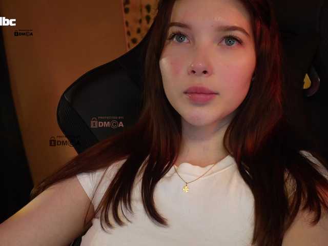 mispopi from BongaCams