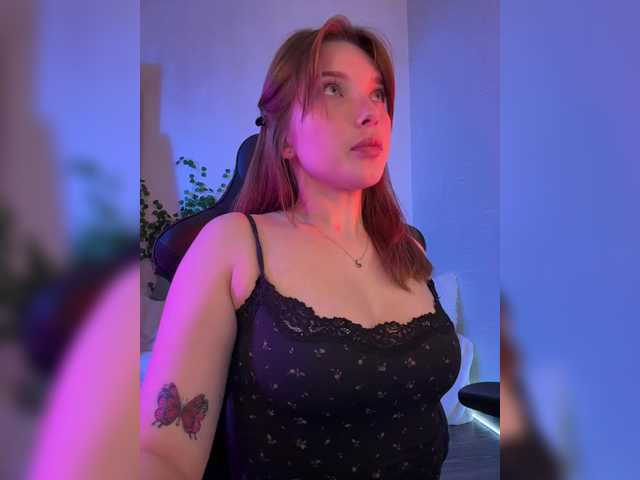 mispopi's BongaCams show and profile