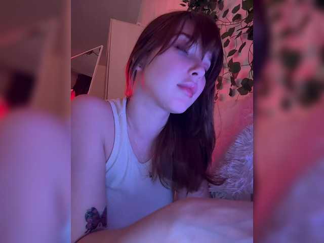 mispopi's BongaCams show and profile