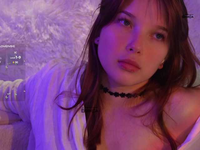 mispopi's BongaCams show and profile