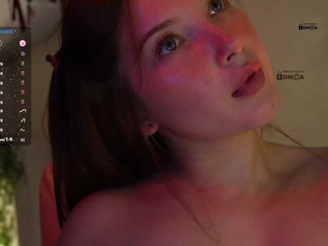 mispopi's BongaCams show and profile