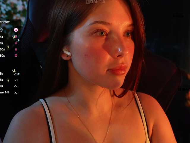 mispopi's BongaCams show and profile