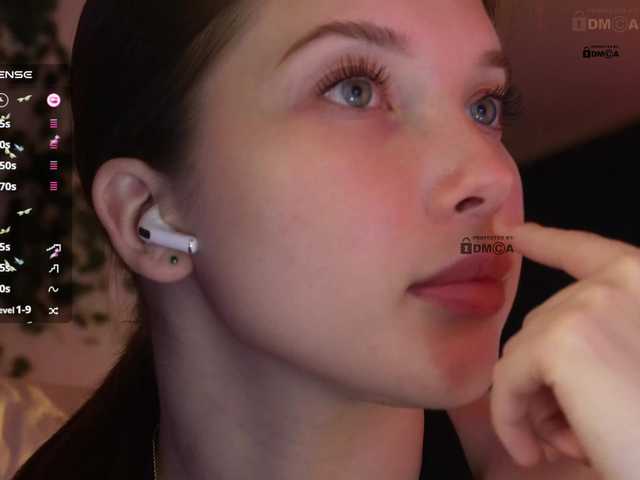 mispopi's BongaCams show and profile