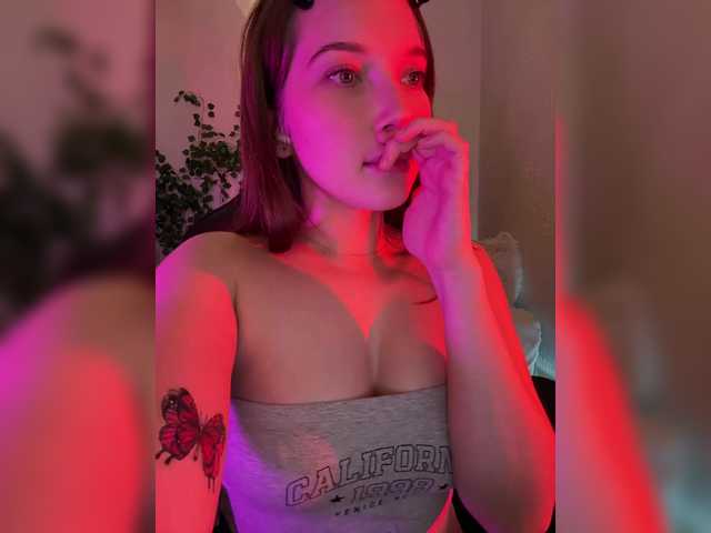 mispopi's BongaCams show and profile