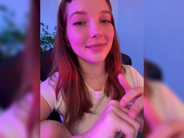 mispopi's BongaCams show and profile