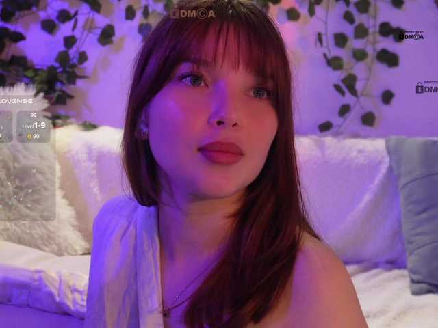 mispopi's BongaCams show and profile