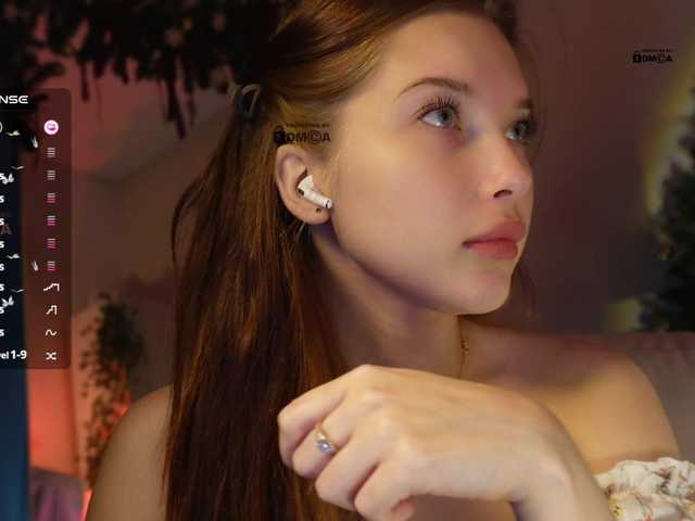 mispopi's BongaCams show and profile