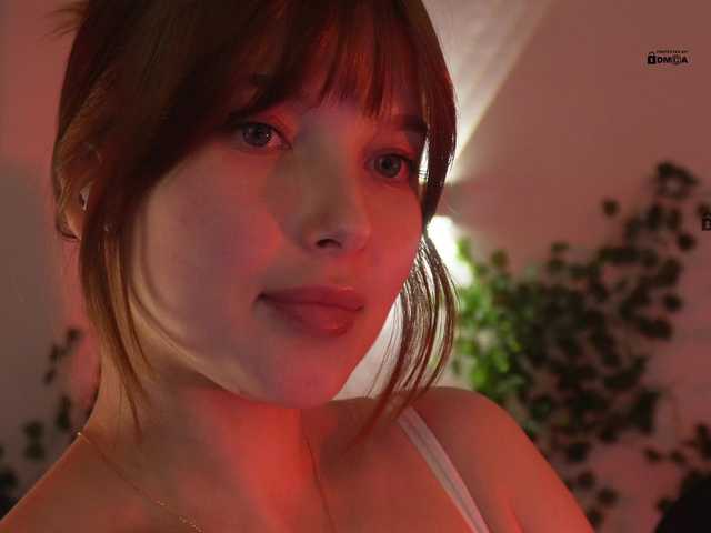 mispopi's BongaCams show and profile