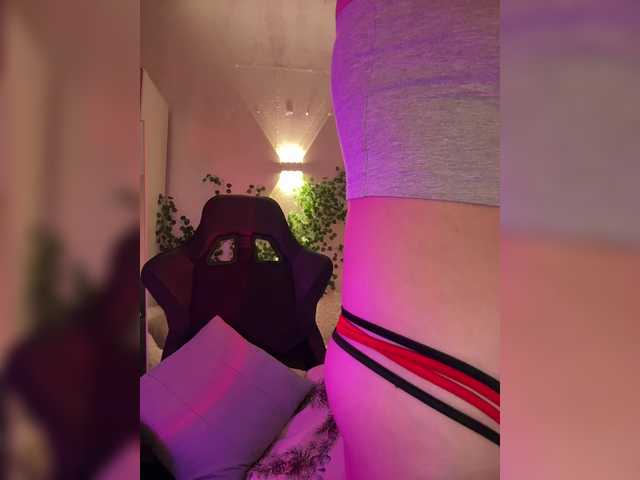 mispopi's BongaCams show and profile