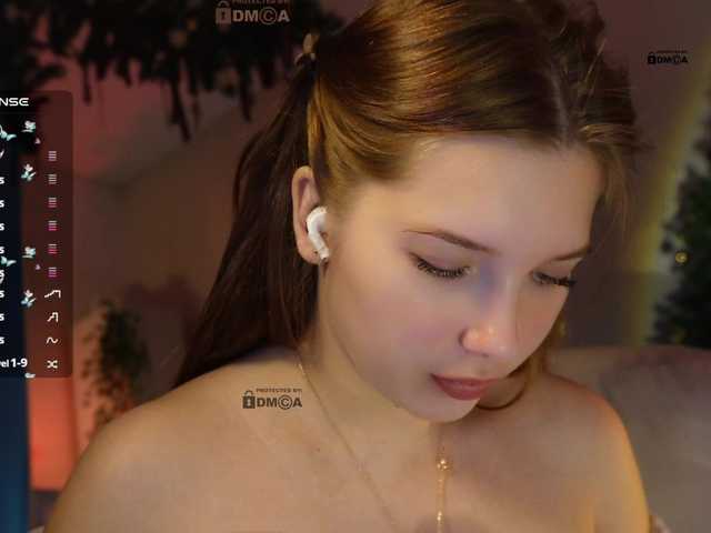 mispopi's BongaCams show and profile