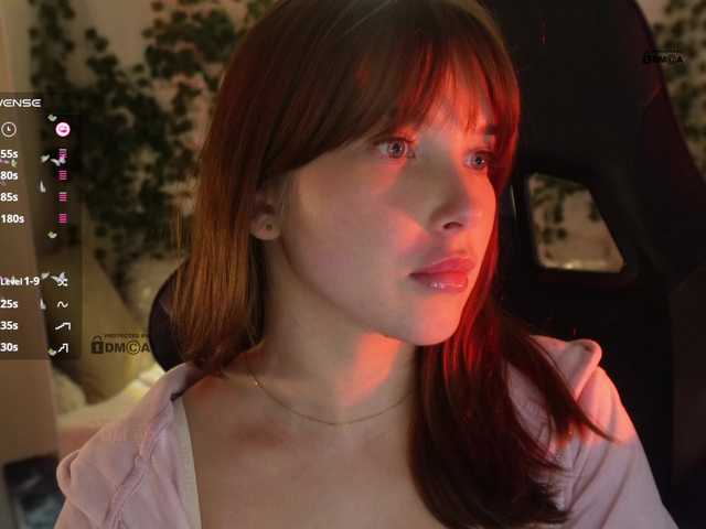 mispopi's BongaCams show and profile