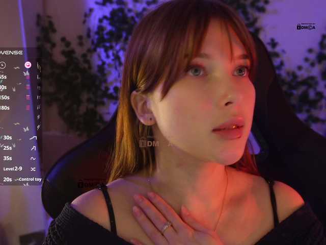 mispopi's BongaCams show and profile