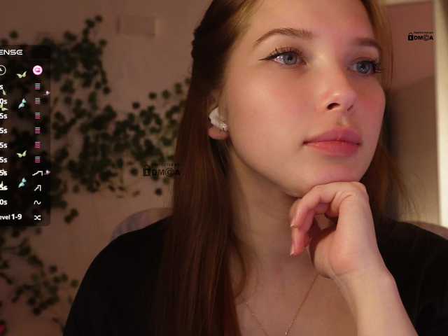 mispopi's BongaCams show and profile