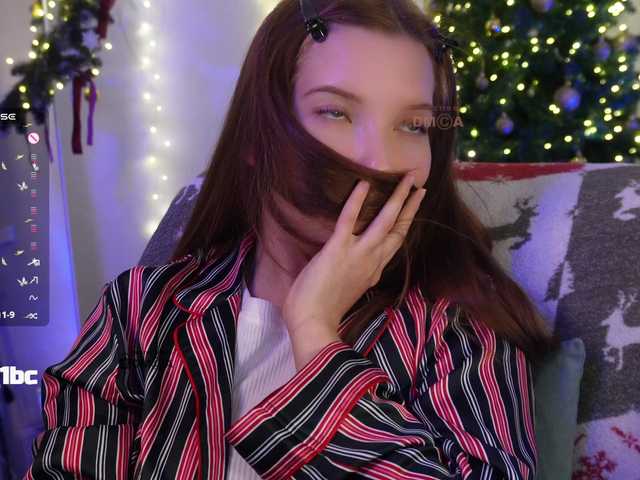 mispopi's BongaCams show and profile