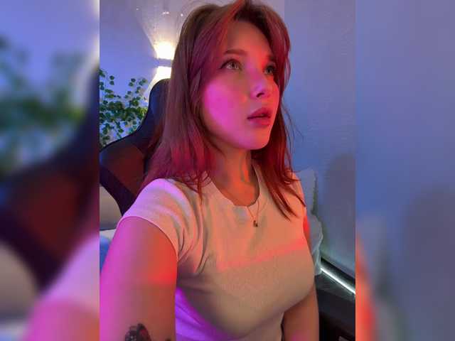 mispopi's BongaCams show and profile