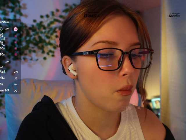 mispopi's BongaCams show and profile