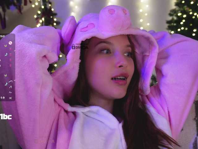 mispopi's BongaCams show and profile