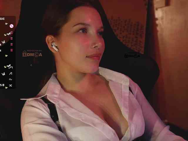 mispopi Live Webcam on BongaCams