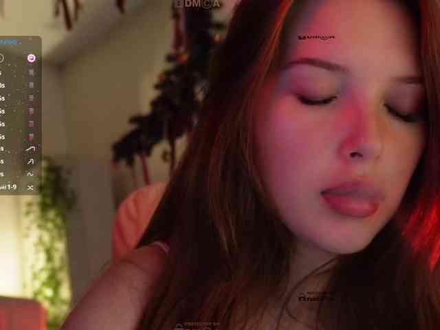 mispopi Live Webcam on BongaCams