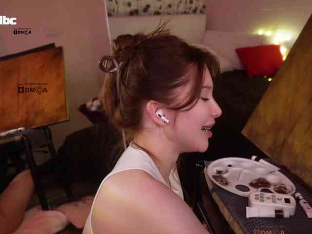 _Q_ webcam