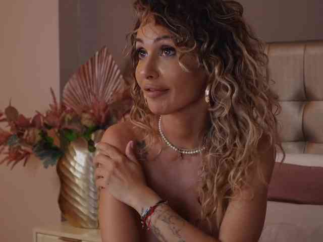 SharonStarr webcam